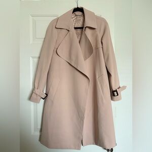 Diane Von Furstenburg Beige Trench Coat Sz XS/S✨